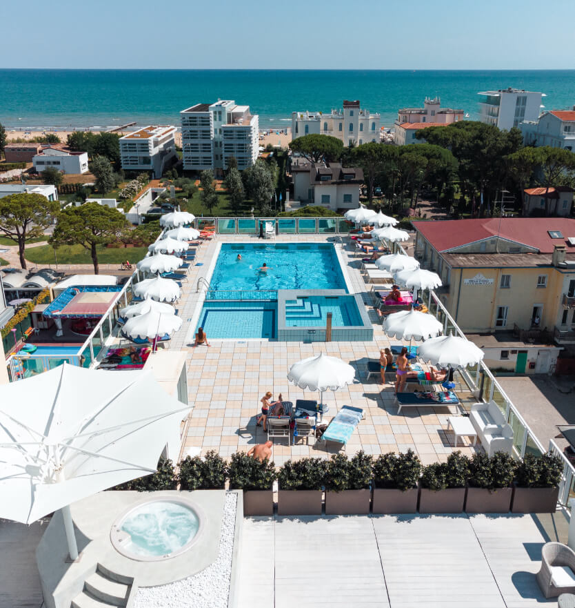Hotel con piscina e Jacuzzi a Jesolo